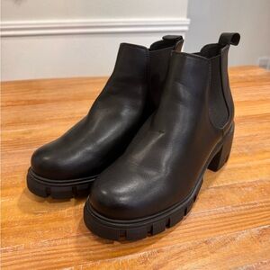 Soda Black Chunky Heel Ankle Boots